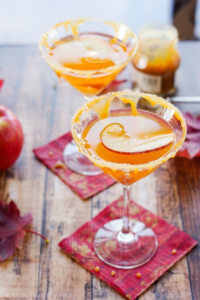 How to Make a Sweet Caramel Apple Martini (Easy Recipe)